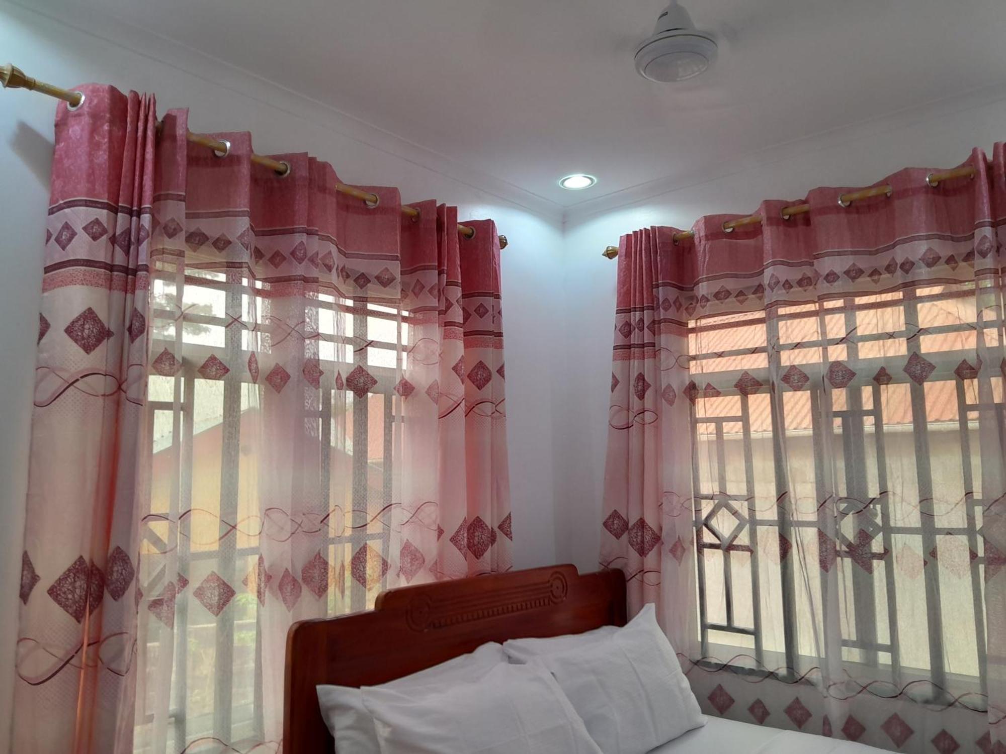 Valley Breeze Hotel 达累斯萨拉姆 外观 照片